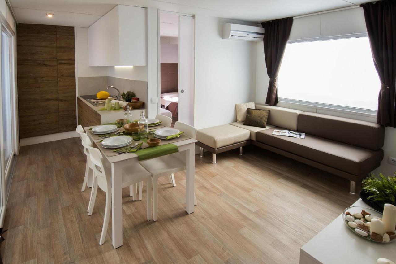 فندق Casa Mobile Gustocamp A كاوْرلي المظهر الخارجي الصورة
